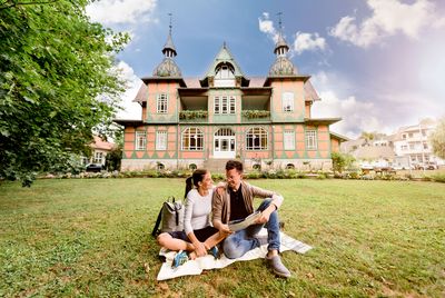 Bad Sulza, Kurpark, Paar, Park, Personen , Sommer, Sonne , Transmedial