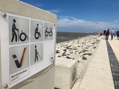 Die barrierefreie Nationalparkpromenade „Das Deck" in Norddeich ist zertifiziert nach "Reisen für Alle".