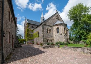 Petersberg, Matte, Sommer, Kirche, Kloster, Wolken