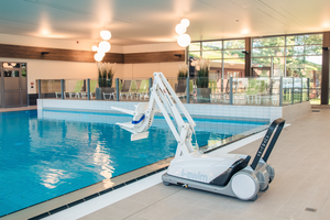 Das "Wellenbad am Meer" in Bad Zwischenahn ist mit einem Poollift ausgestattet.
