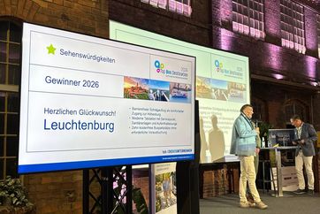 Verleihung des Buspreises an die Stiftung Leuchtenburg