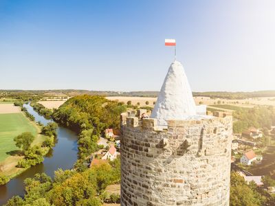 Transmedial, Sommer, Schönburg, Turm , Burg, Drohne, Saale , Fluss, Landschaft , blauer Himmel