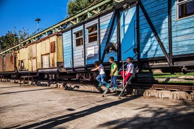 Transmedial , Braunsbedra, Pfännerhall, Ausstellung, Sommer, Kinder , Personen , Familie