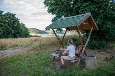 Landschaft, Matte, Nebra, Person, Sommer, Sonne, Wald, Wandern
